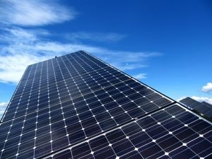 Klassischen Solarzellen droht Weltraum-Konkurrenz (Foto: pixelio.de, Rainer Sturm) Klassischen Solarzellen droht Weltraum-Konkurrenz (Foto: pixelio.de, Rainer Sturm)