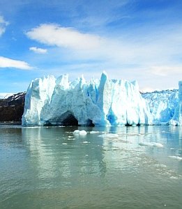 In der Westantaktis droht ein riesiger Eisberg abzubrechen (Foto: aboutpixel.de/Fritze)