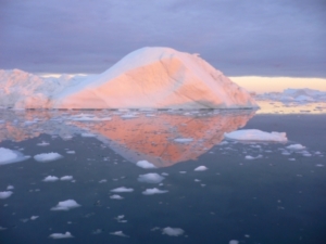 Grönlands Gletschern geht es an den Kragen (Foto: pixelio.de/MKJune)