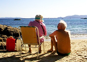 Glück im hohen Alter hängt mit der Vergangenheit zusammen (Foto: pixelio.de/Meister)