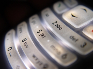 SMS bei Jugendlichen immer beliebter (Foto: aboutpixel.de, thomas hofenberger)