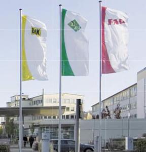 Fahnen der Schaeffler-Gruppe: Konzern wieder in 