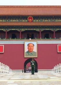 Peking: Chinesischer Wirtschaftsmotor brummt (Foto: pixelio.de, Cornerstone)