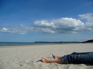 Leerer Strand: TUI Travel spürt Zurückhaltung von Touristen (Foto: aboutpixel.de, jacques Kohler)