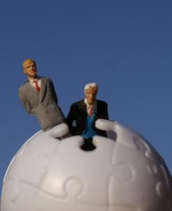 Topmanager: In der Krise oft kopflos (Foto: pixelio.de, Stephanie Hofschlaeger)