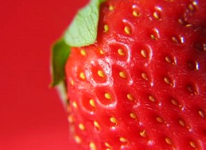 Erdbeere: Köstlich und gesund für das Gehirn (Foto: aboutpixel.de/Utzig)