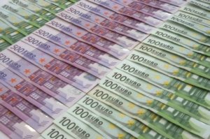 Neue Finanzordnung: In Basel treffen Interessen aufeinander (Foto: pixelio.de / N. Schmitz)