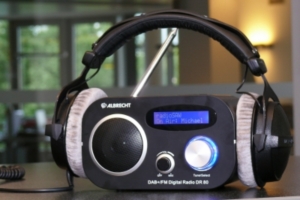 Radio: Audioangebot im Internet nimmt stetig zu (Foto: pixelio.de / Daniel Labs)