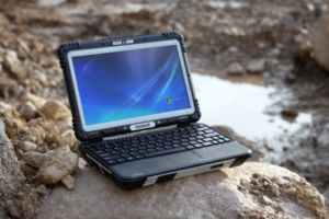 Algiz XRW: Der Outdoor-Laptop ist fast nicht klein zu kriegen (Foto: Handheld Group)