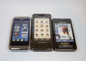 Smartphones: Hohe Zahlungsbereitschaft bei Apple-Kunden (Foto: pixelio.de, Harald Wanetschka)