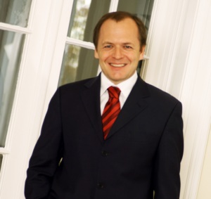 SHT-Chef Hans Peter Moser im pressetext-Interview: 