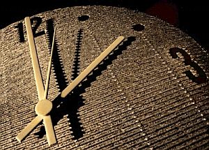 Uhr: Zeit kann geben, was Geld nicht gelingt (Foto: pixelio.de/Berwis)