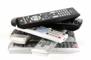 Herkömmliche TV-Fernbedienungen sind für moderne Anwendungen ungeeignet (Foto: pixelio.de/wrw)