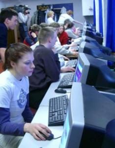 Web-User: Suchen MySpace immer seltener auf (Foto: pixelio.de, Alexander Hauk)