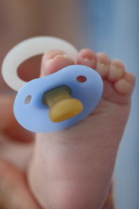 Babybedarf: Amazon übernimmt Webshop Diapers.com (Foto: aboutpixel.de, André Wartmann)