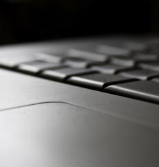Notebook-Tastatur: Viele Nutzer satteln auf Tablet-PC um (Foto: pixelio.de, Grzegorz Leoniec)