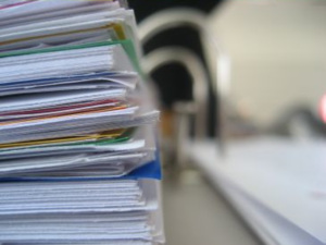 Papier: Schondender Umgang mit Papier im Büro gefordert (Foto: abotupixel.de/Stephan S.)