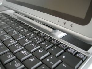 Notebook: Gibt kräftig Marktanteile an Tablets ab (Foto: aboutpixel.de, Thorsten Kienemann)