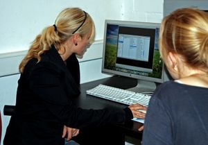 Userinnen: Spielen vorwiegend Facebook Games (Foto: pixelio.de, Paul-Georg Meister)