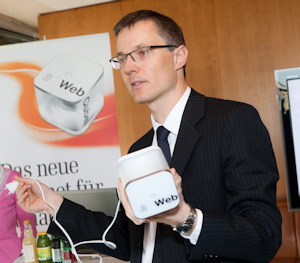 3-CEO Jan Trionow bei der Vorstellung des 3WebCube (Foto: fotodienst.at, Johannes Brunnbauer)