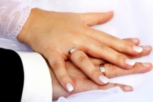 Das Ende einer Ehe: Soziale Netze helfen bei der Beweisfindung (Foto: pixelio.de/JMG)