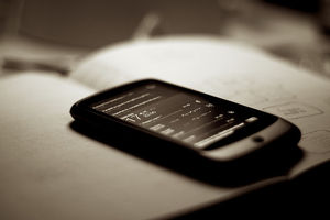 Smartphone: Ergänzung statt Ersatz für klassische Medien (Foto: flickr.com, Johan Larsson)