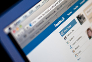 Facebook: Freunde häufig mit Differenzen (Foto: flickr.com, Robert S. Donovan)
