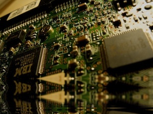 Blick in die Zukunft: Wird der Chemie-Computer bald Realität? (Foto: pixelio.de/Peter A)