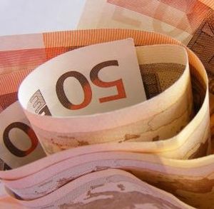 Euro-Scheine: Banken stellen sich oft quer (Foto: flickr.com, E. Robert Vicol)