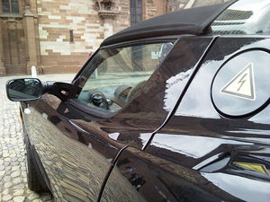 Elektroauto: Den Fahrern noch zu teuer (Foto: flickr.com, Patrik Tschudin)