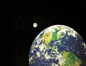 Blauer Planet Erde: Auskommen mit weniger notwendig (Foto: pixelio.de/Bredehorn)