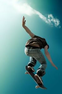 Skater: Jugend wieder positiv in den Medien(Foto: aboutpixel.de/Sven Brentrup)