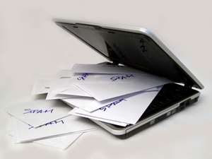 Spam: Botnetz-Aus nicht überall stark spürbar (Foto: pixelio.de, Antje Delater)