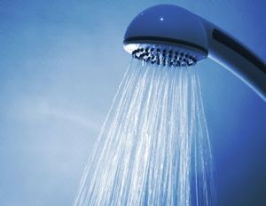 Dusche: Oft mehrmals täglich (Foto: aboutpixel.de/Rainer Sturm)
