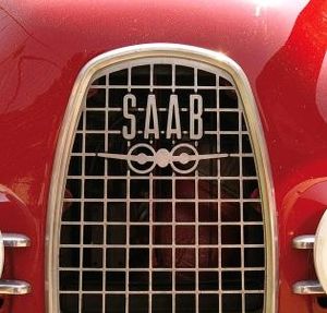 Kühlergrill: Traditionsmarke Saab vor dem Aus (Foto: pixelio.de, Michael Hänsel)