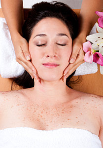 Massage: Personal bestimmt Wellness-Qualität (Foto: aboutpixel/Hakimata)
