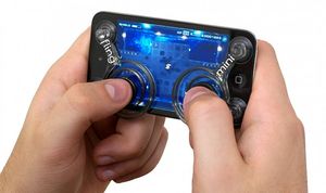 Fling mini: Retro-Steuerung für iPhone-Games (Foto: tenonedesign.com)