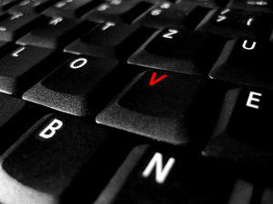 Liebe: Suchen viele am Computer (Foto: aboutpixel.de, Lichtspielhaus)