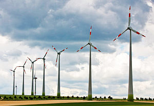 Windpark: Ökostrom braucht neuartige Speicher (Foto: pixelio.de/Berlinpics)