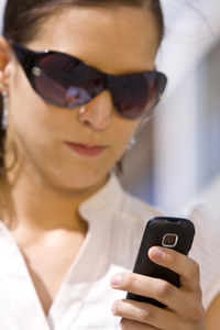 SMS lesen: Motivation für Ex-Raucher (Foto: abotupixel.de/St. Petrat)