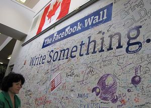 Facebook Wall: Verwirrung perfekt (Foto: flickr.com, Mari Smith)