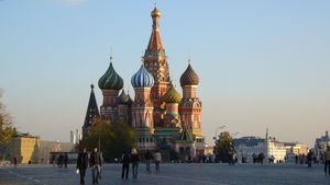 Basilius-Kathedrale: Continental glaubt an Russland (pixelio.de/Stefan Escher)