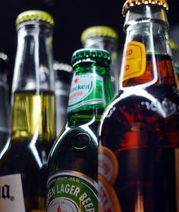 Alkohol: Ausschreitungen auf Facebook-Partys (Foto: FlickrCC/DeusXFlorida)