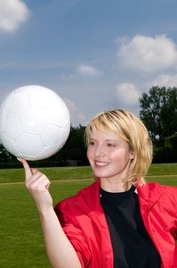 Frauen stehen den Männern beim Fußball in nichts nach (Foto:Fotolia)