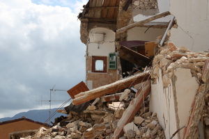 Erdbeben: 2011 schadensträchtigstes Jahr der Geschichte (pixelio.de/H.Dörk)