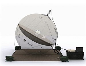 Die Aufblas-Antenne: Satellitenfunk aus dem Rucksack (Foto: GATR)
