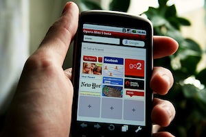 Mobile Web: User sind von Ladezeiten genervt (Foto: flickr.com/Johan Larsson)