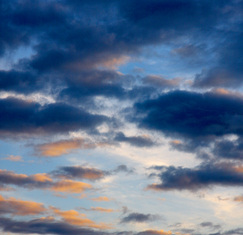 Wolken: Fehlerquelle bei Klimamodellen (Foto: aboutpixel.de/Daria Zamarajev)