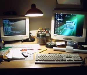 Röhrenmonitore: Haben inzwischen ausgedient (Foto: pixelio.de, A. Preuß)