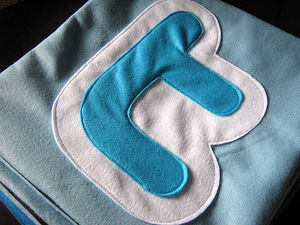 Twitter: Verstärkt Finanzpolster (Foto: flickr.com, Coletivo Mambembe) Twitter: Verstärkt Finanzpolster (Foto: flickr.com, Coletivo Mambembe)